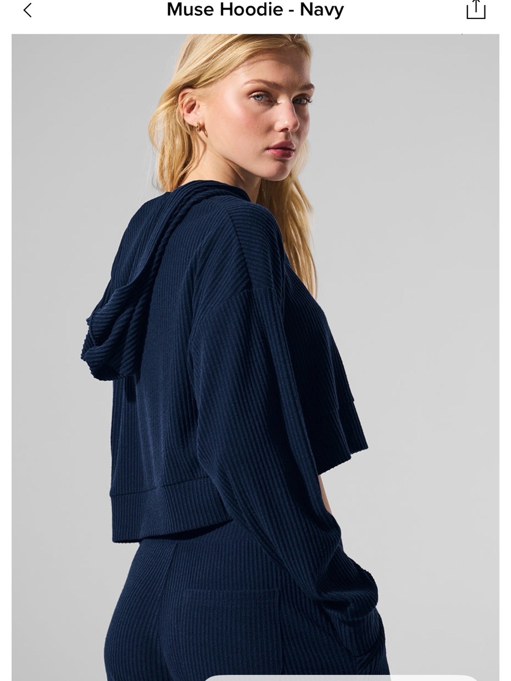 Alo yoga muse hoodie sz S in Navy - Picture 4 of 6